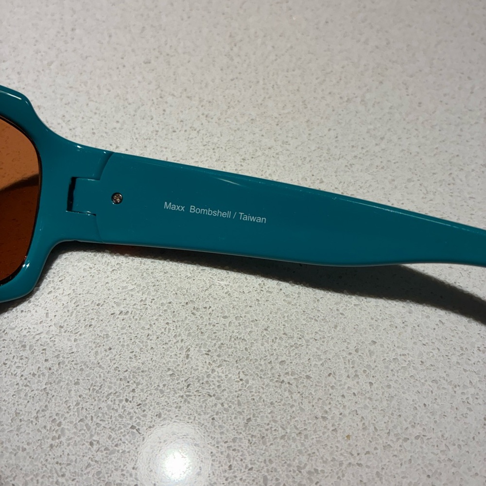 Miami Dolphins Sunglasses with Logo - Picture 4 of 11